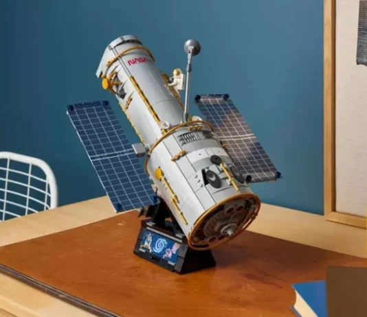 LEGO воссоздала легендарный Hubble: почему новый набор из 1252 деталей стал главным подарком для любителей космоса