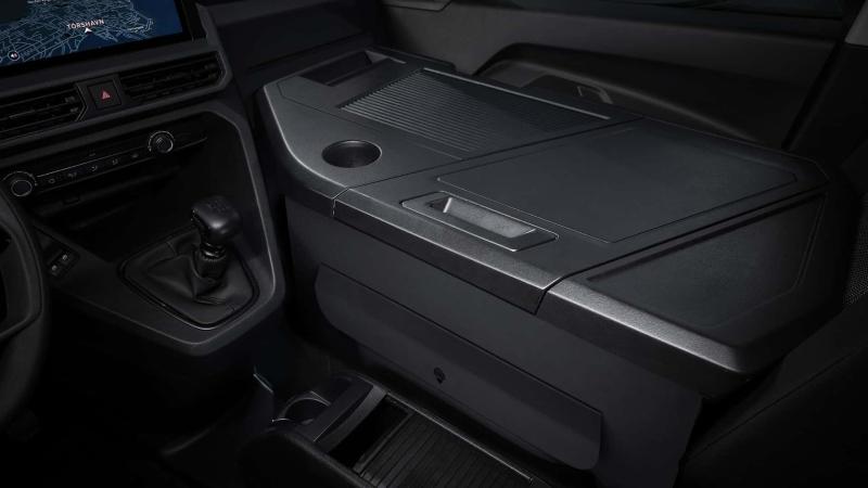 Fiat Doblò EasyPRO: Рабочая лошадка для тех, кому ехать, а не «шashечки»