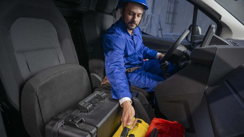 Fiat Doblò EasyPRO: Рабочая лошадка для тех, кому ехать, а не «шashечки»
