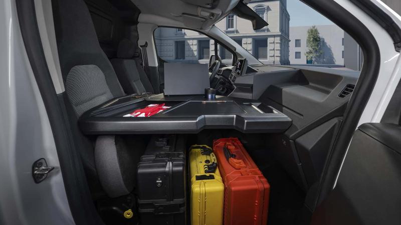 Fiat Doblò EasyPRO: Рабочая лошадка для тех, кому ехать, а не «шashечки»