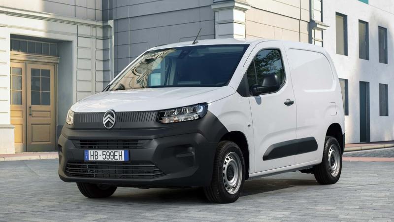 Fiat Doblò EasyPRO: Рабочая лошадка для тех, кому ехать, а не «шашечки»