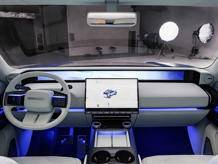 Freelander 8: британское имя, китайская начинка и экран на всё лобовое стекло