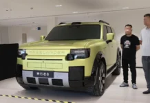 Freelander 8: как британский бренд переродился в китайский флагман с экраном на всё лобовое стекло