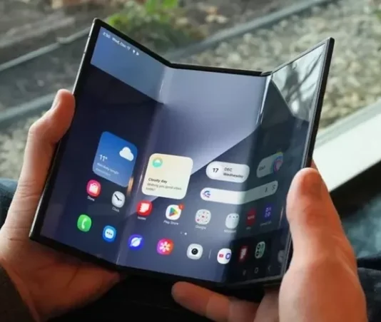 Samsung возвращает Galaxy TriFold в 2027 году: складной гаджет получит второй шанс как демонстрация технологий