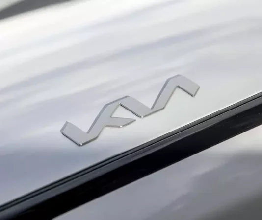 Kia Stonic в июле 2026: как корейцы продают здравый смысл дешевле конкурентов