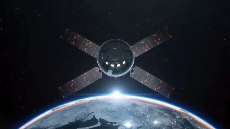 Космический корабль Orion на орбите