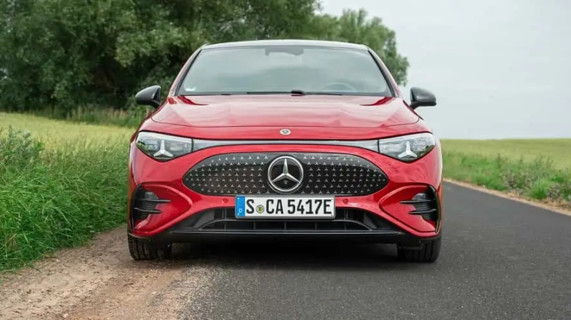 Mercedes GLA (2026): 800 вольт и звезды в глазах