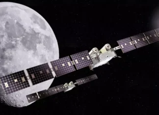 NASA протестирует автономное сближение спутников на лунной орбите: зачем агентству космические «догонялки»