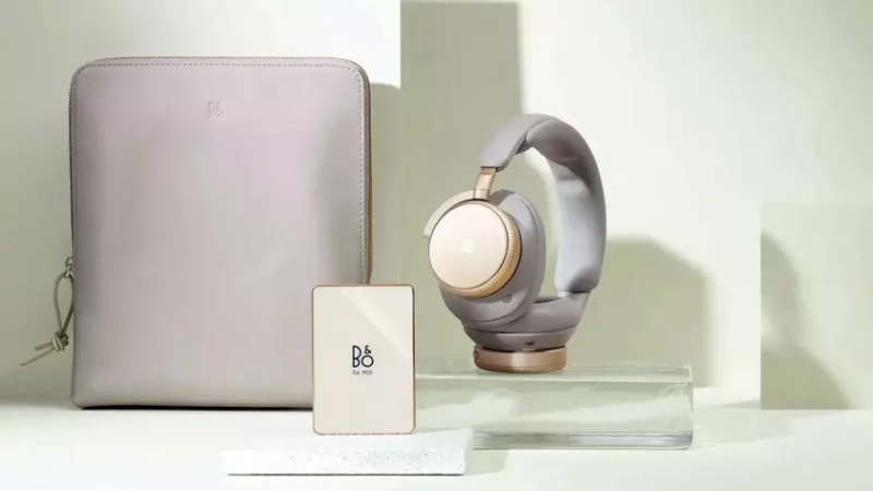 Павербанк Bang &amp; Olufsen в двух цветах
