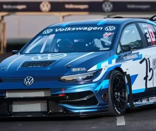 Вот это поворот: Volkswagen создал 1000-сильный Golf для горных гонок и забыл про экологию