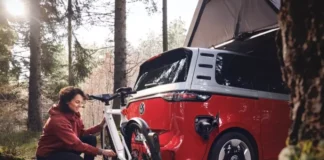 Volkswagen анонсировал электровелосипед с автомобильным «мозгом»: радар, камера и проекционный дисплей на руле