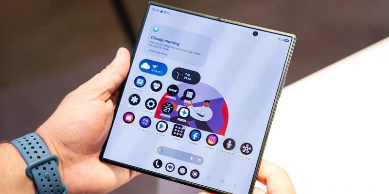 Встречайте: Galaxy Fold 8 Ultra — бескомпромиссный складной флагман Samsung с улучшенным экраном и мощным охлаждением