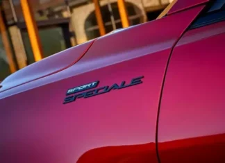 Alfa Romeo снизила цену на гибридный Tonale до 36 500€: разобрали условия покупки с нулевой ставкой