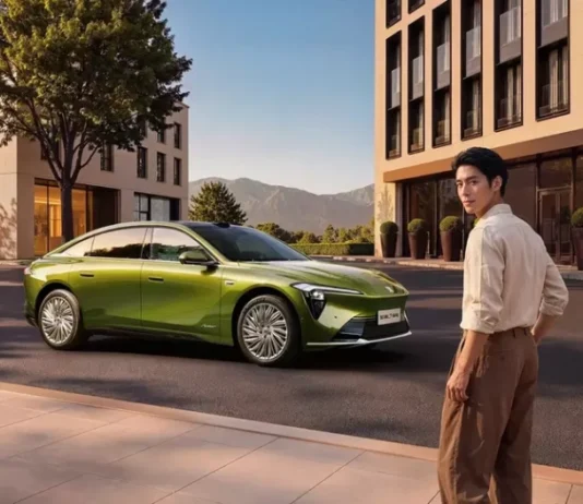 Buick Electra L7: китайские технологии перезагружают американский бренд с рекордной зарядкой