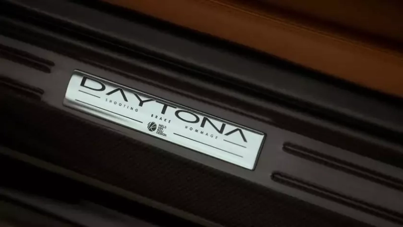 Эксклюзивная Ferrari Daytona Shooting Brake Hommage в профиле
