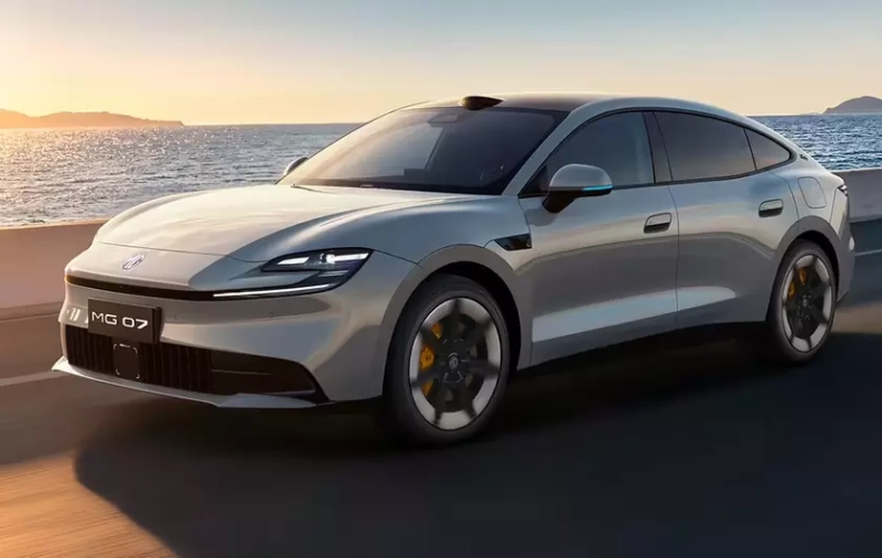 Гибридный седан MG 07 PHEV на официальном сайте
