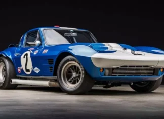Запретный плод стоит полмиллиарда: редчайший Corvette Grand Sport раскрывает заговор GM против Shelby Cobra