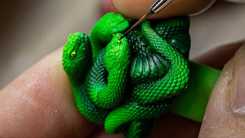 Украсьте клавиатуру змеями: Razer предлагает эксклюзивный кейкап Artisan в виде своего трехмерного логотипа