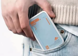 Meizu Pandaer PTC16: первое 80-ваттное зарядное устройство толщиной с банковскую карту