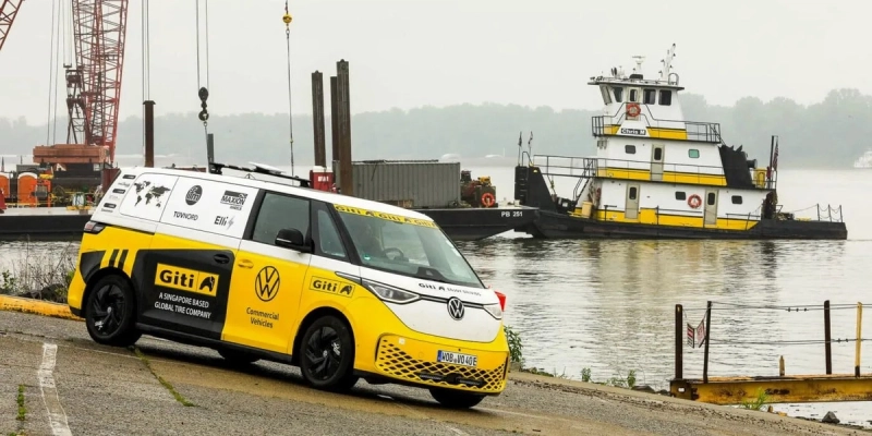 92 страны за 445 дней: Volkswagen ID. Buzz установил рекорд Гиннесса для электромобилей