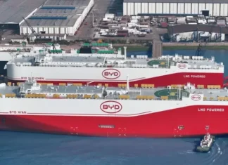 BYD наращивает морскую экспансию: китайский гигант заказал 10 суперсудов для экспорта 2,5 миллиона авто в год