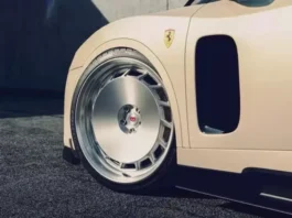 Vossen анонсировали дерзкий редизайн Ferrari Luce: тюнеры попытались оживить минимализм от Джони Айва