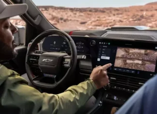 GM признала ошибку и анонсировала триумфальное возвращение Apple CarPlay в пикапы Silverado и GMC Sierra