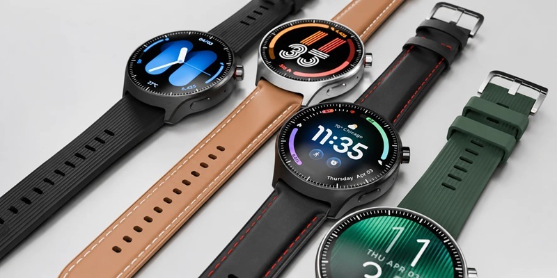 Представлены Moto Watch Ultra — первые умные часы от Motorola с поддержкой LTE и eSIM и мониторингом активности от Polar