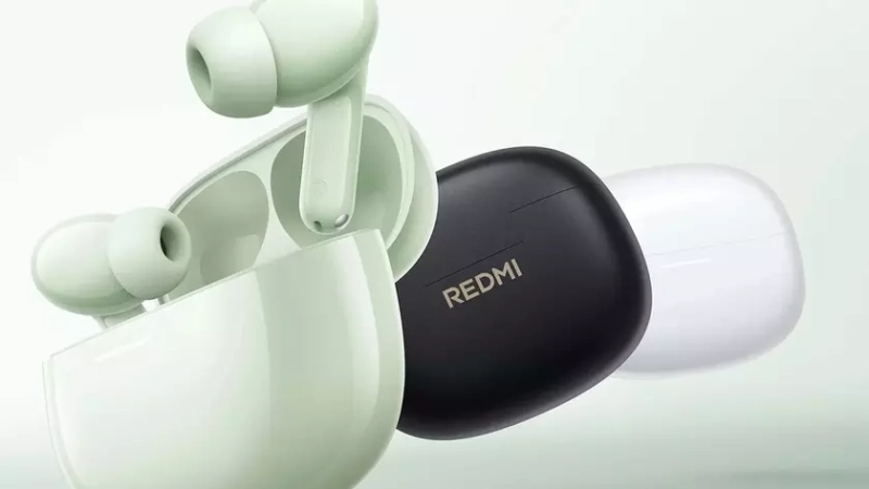 Беспроводные наушники Redmi Buds 8S в белом цвете
