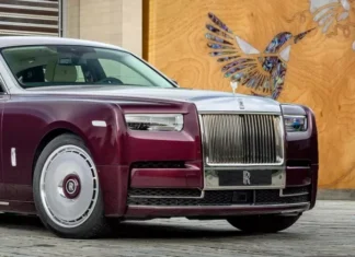 Лазерная точность и морской перламутр: Rolls-Royce представил штучный Phantom Hummingbird с отделкой из раковин абалона