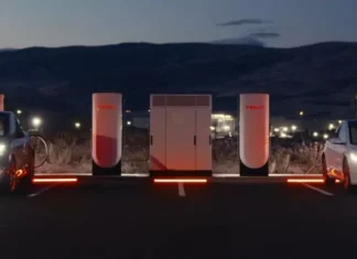 В Tesla раскрыли планы по созданию закрытой сети Supercharger для роботакси: ручная зарядка уходит в прошлое
