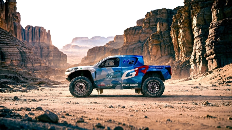 Toyota заменила двигатель Hilux на топливный элемент ради Дакара-2027