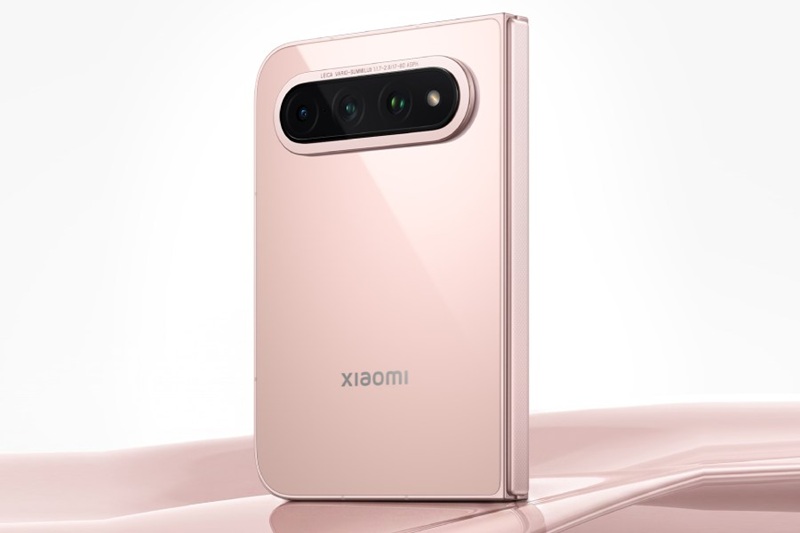 Xiaomi представила складной смартфон Xiaomi 18 Fold с процессором XRING O3 и новым форматом “mid-fold”