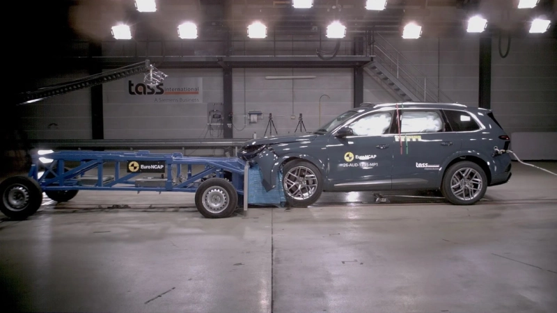 100% за защиту после столкновения: новый Audi Q7 получил пять звезд Euro NCAP