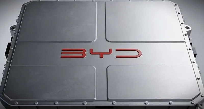 Схема патента BYD на аккумуляторный шкаф с иммерсионным охлаждением