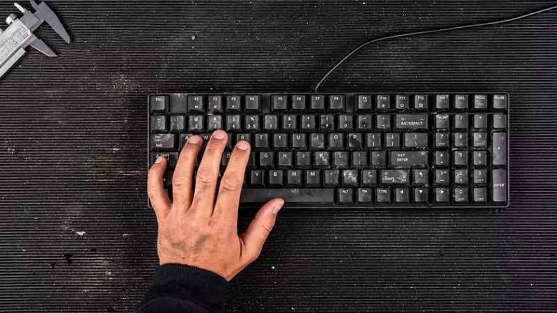 Серая промышленная клавиатура Cherry K37ID