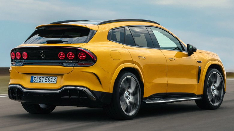 До 1169 л.с. и 2000 Н·м: Mercedes-AMG представил электрический GT SUV