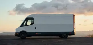 Rivian представила полноприводной электрофургон EDV 700 с увеличенным запасом хода