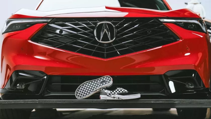 Acura превратила кроссовер ADX в единичный шоу-кар CZ-77