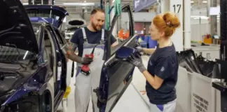 Volkswagen запустил линию демонтажа автомобилей в Цвиккау