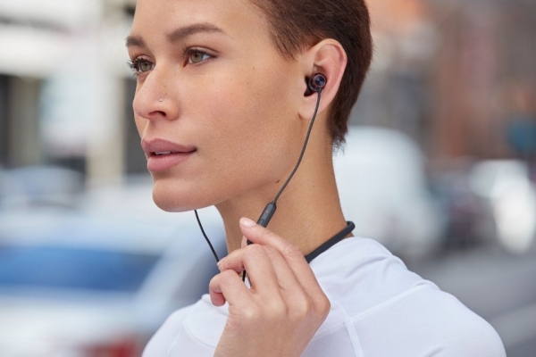 OnePlus Bullets Wireless 2: беспроводные наушники с быстрой зарядкой, автономностью до 14 часов и ценником в $100