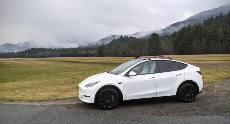 Tesla начала продажи самой дешевой версии кроссовера Model Y с аккумулятором 4680 и запасом хода 449 км